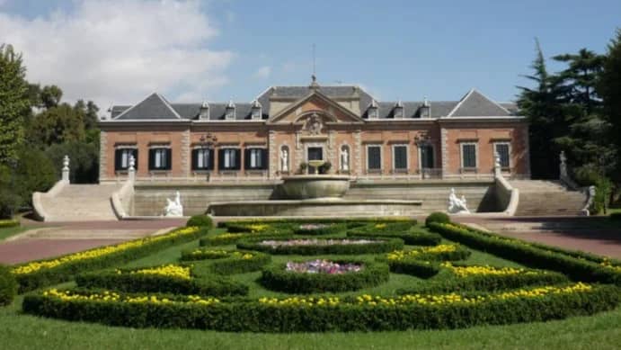 FREE VISIT TO ALBÉNIZ PALACE & GARDENS! (MERCÈ´26)