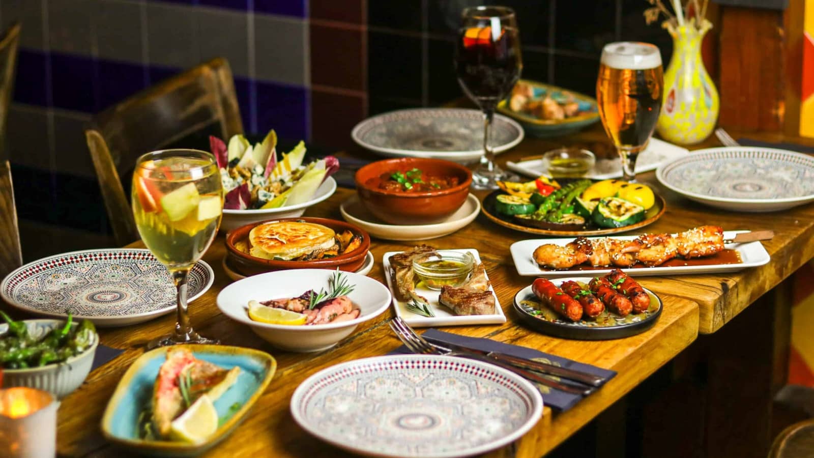 Social Tapas Evening at Mamas & Tapas in Amsterdam