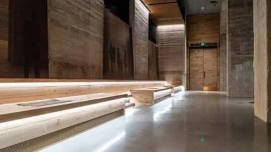 The Lincoln Memorial Undercroft and Beyond (Rating: C)