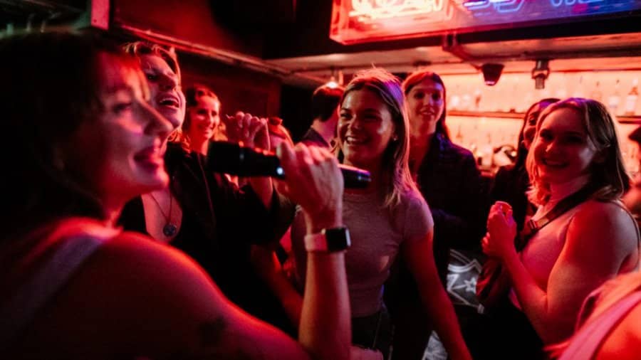 🎤🌍 Language Exchange + Karaoke at Calle 365 with FREE ENTRY 🔥🔥