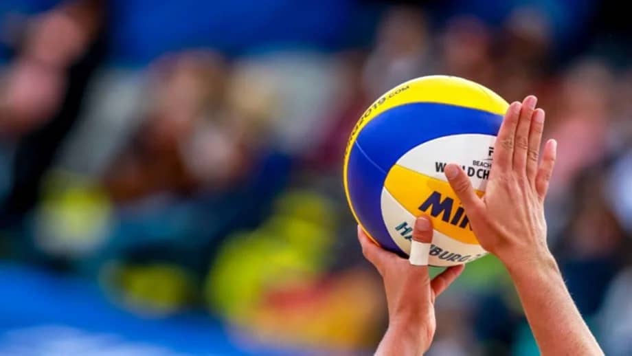 EVERYBODY WELCOME VOLLEYBALL MEETUP! 🏐 (This week indoor at Wethouder Heij Hall)