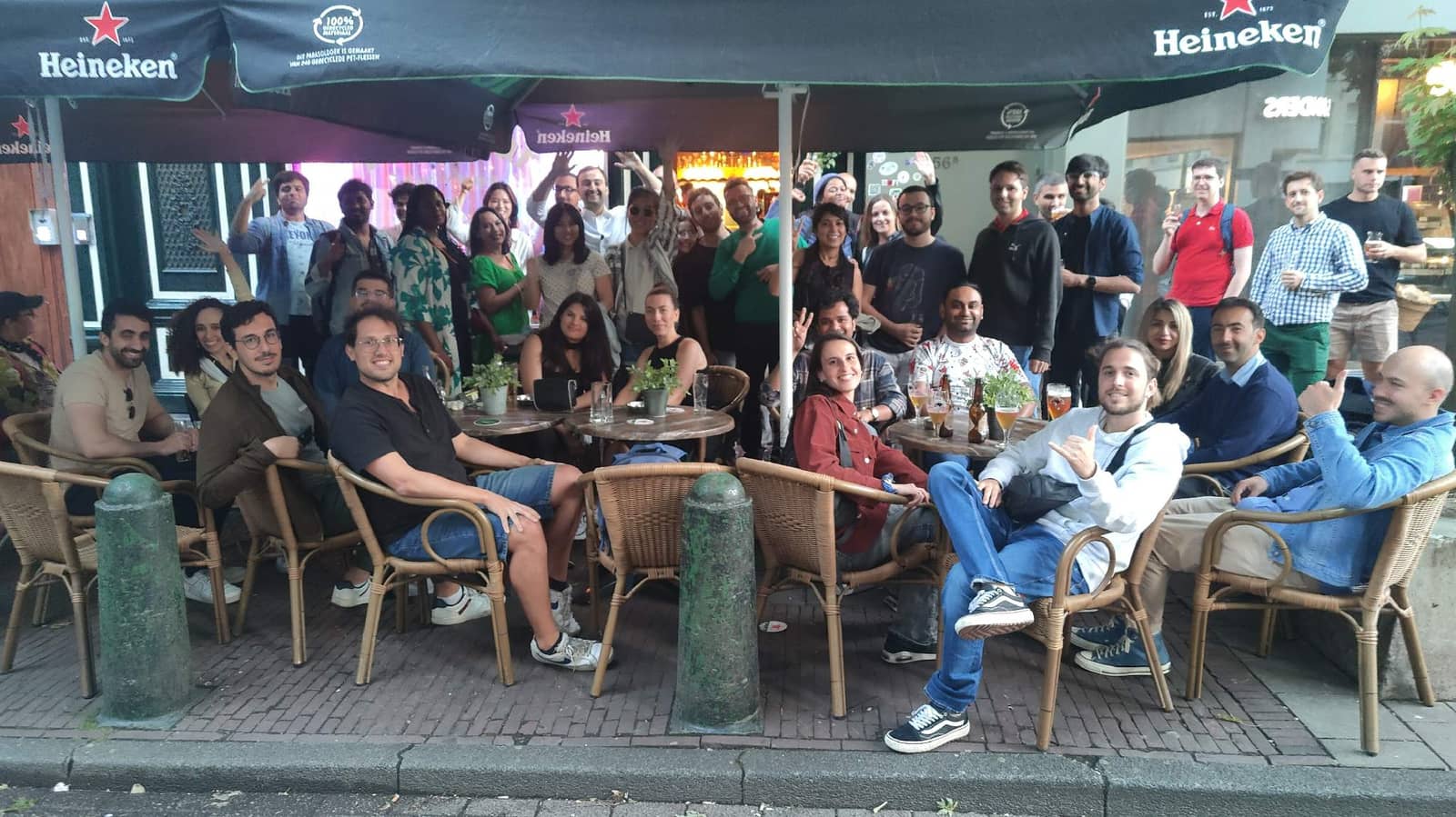 20s 30s Soical & Activities in Madrid