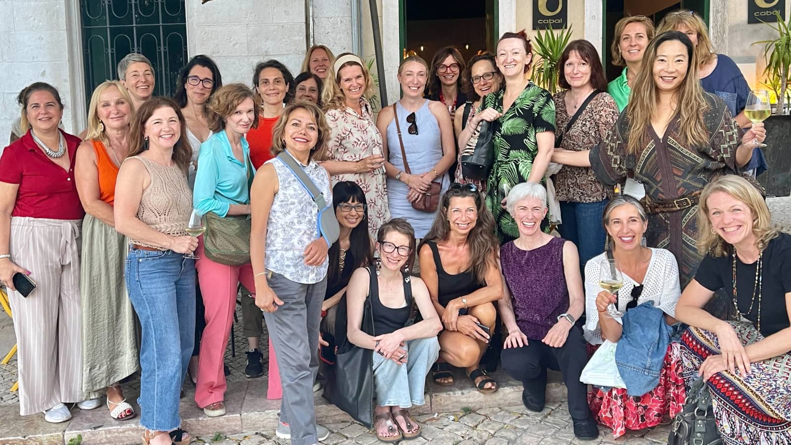 Women 40+ Social drinks near Rossio