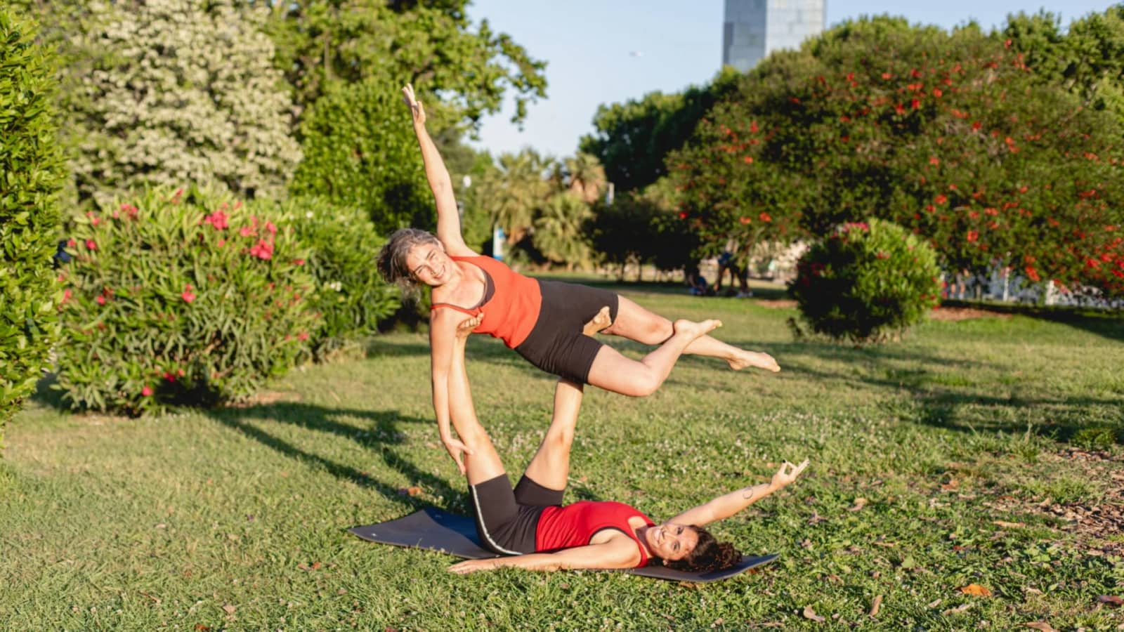 Curso Acroyoga Principiantes en el Parque