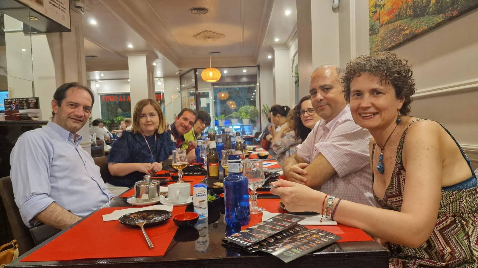 🌶️ Cena India en La Latina: Especias, Buen Rollo y Copas Justo al Lado 🥂🕺