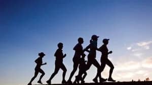 Run a 3 miles loop (Leverett & Jamaica ponds)