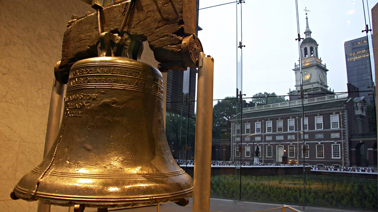 Sept 12 Sat: Visit Philadelphia, Princeton U & AYCE Lobsters Transport $59