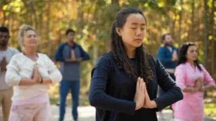 Yoga for Beginners / Upa Yoga (FREE Class)