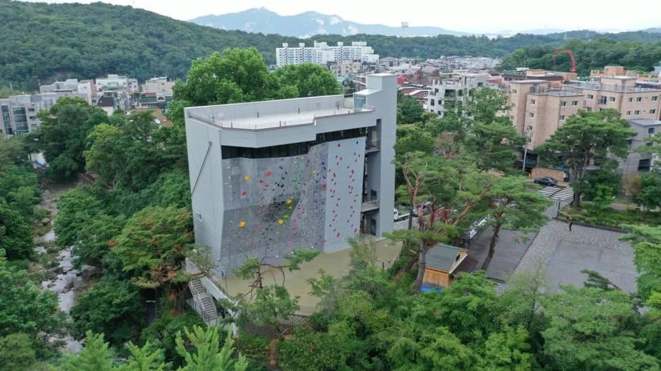 [8/30] Mt. Bukhansan Hiking & Sports Climbing