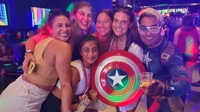 Friday Social AND Club Hopping [PLEASE READ 🙏]