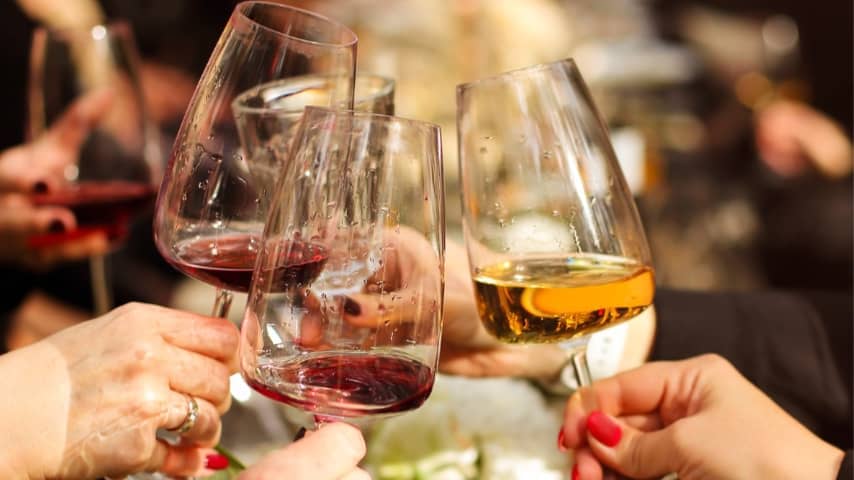 Investing Enthusiasts Social: Casual Dinner & Drinks