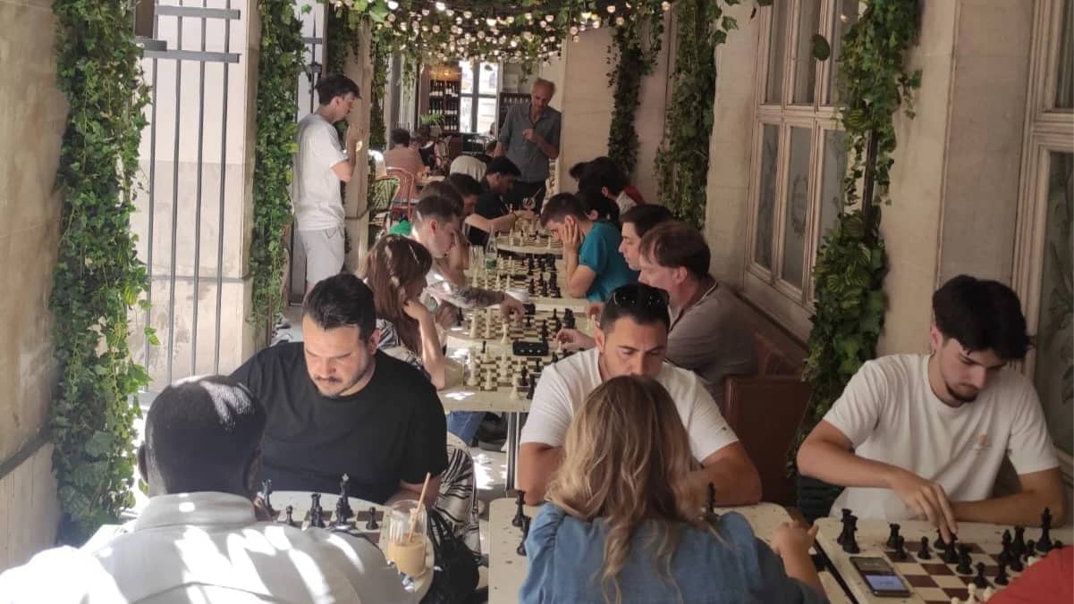 Chess tournament in "100 gramm vino"