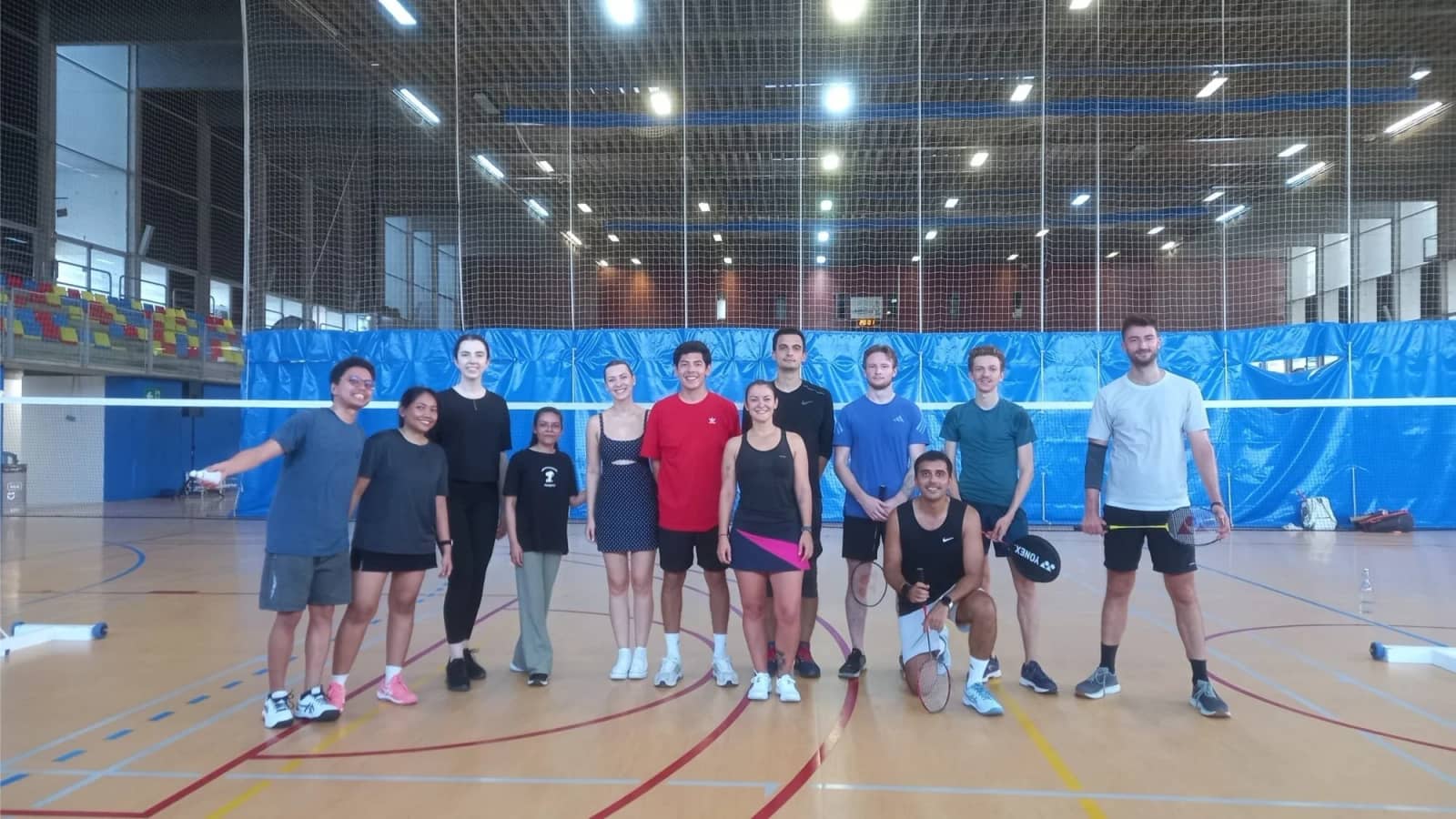 English speaking Badminton 🏸 All Levels Social
