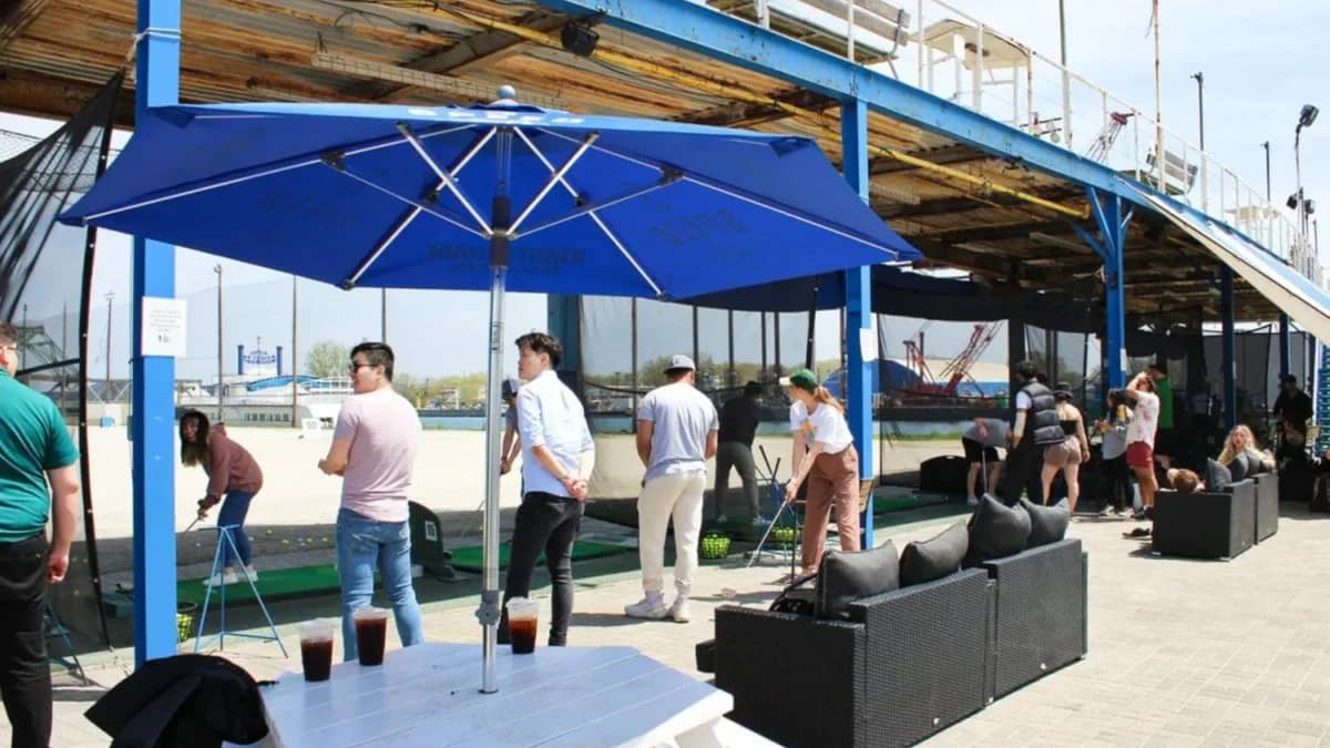 Meetup for beginners at the Docks driving range