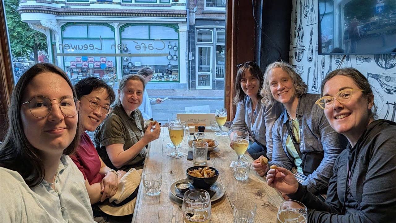 Amsterdam expats dinner: meet people & discover Dutch life