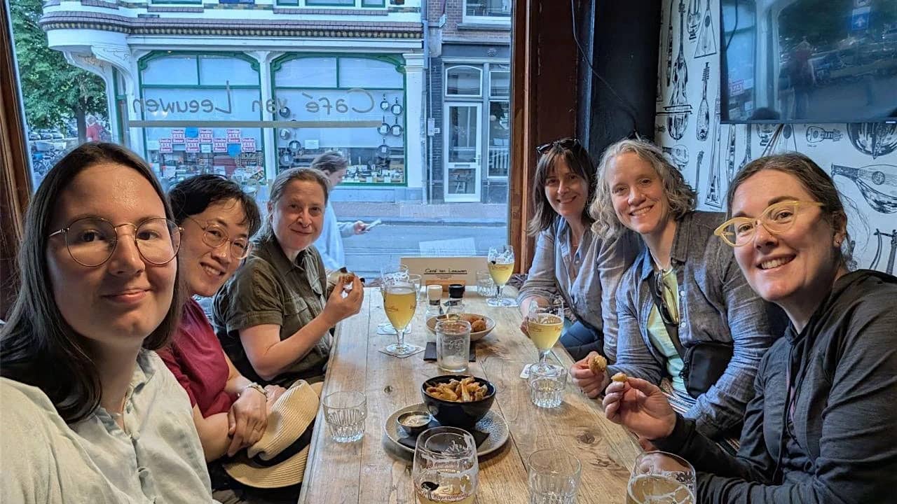 Amsterdam expats dinner: meet people & discover Dutch life