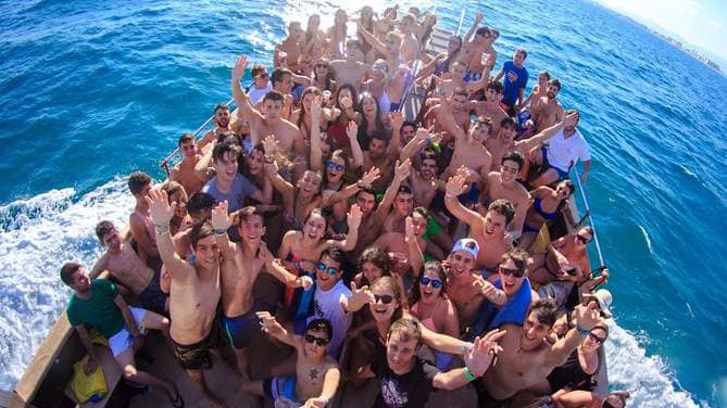 PIRATE BOAT PARTY EXPERIENCE 😃🎉😃