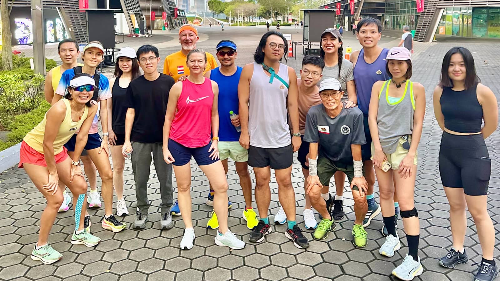 Social Run n Brekkie. Make new friends from an int'l run n social grp!