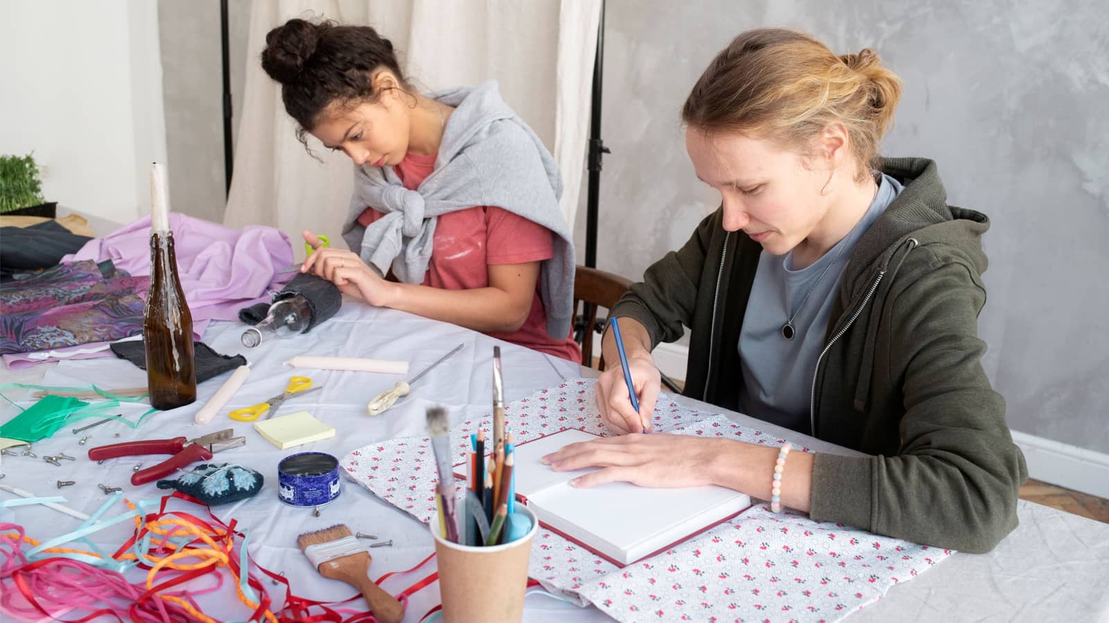 Morning Craft Circle