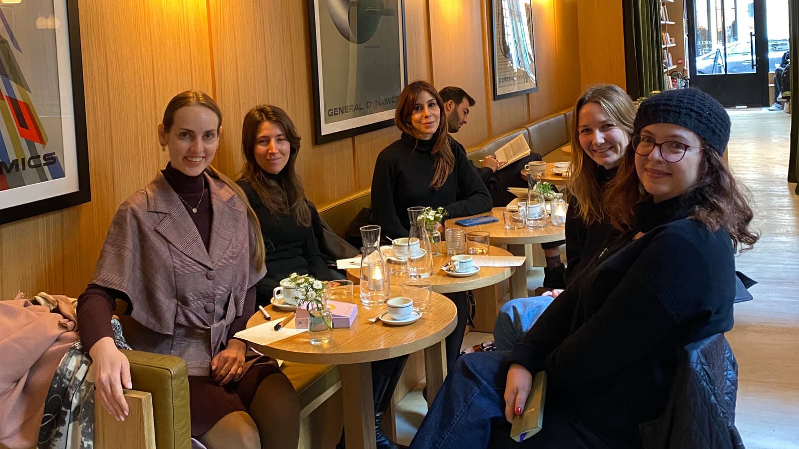 【Power circle】Coffee Walk: Power Of Connection Between Women