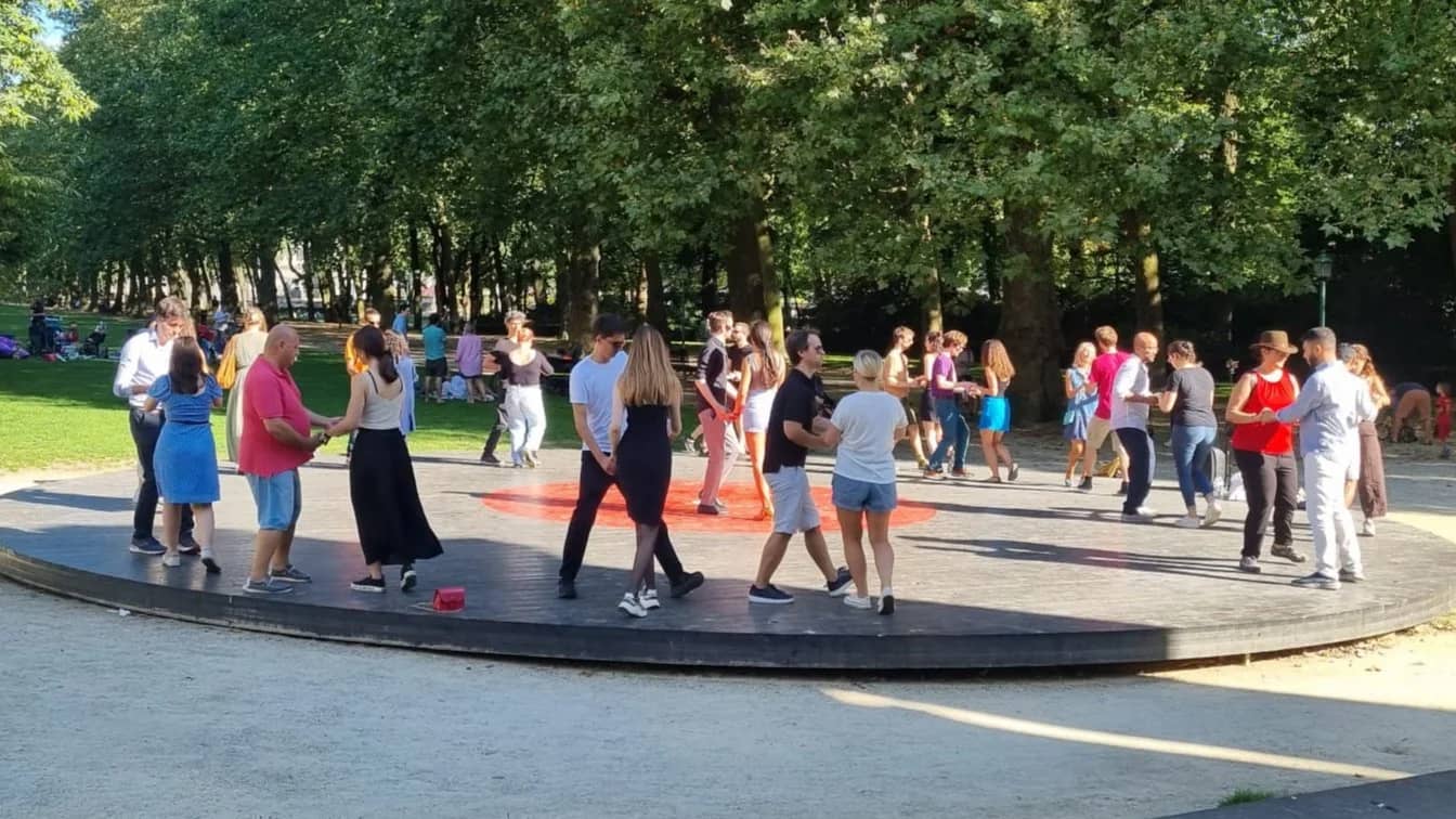 Intermediate Salsa Classes at Parc du Cinquantenaire
