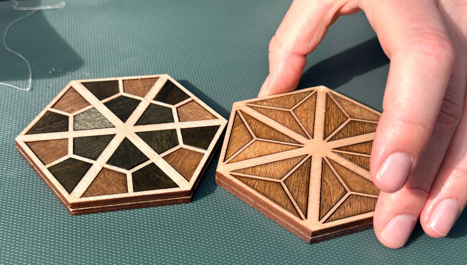 Japanese wood coaster workshop at Schiller-Bibliothek