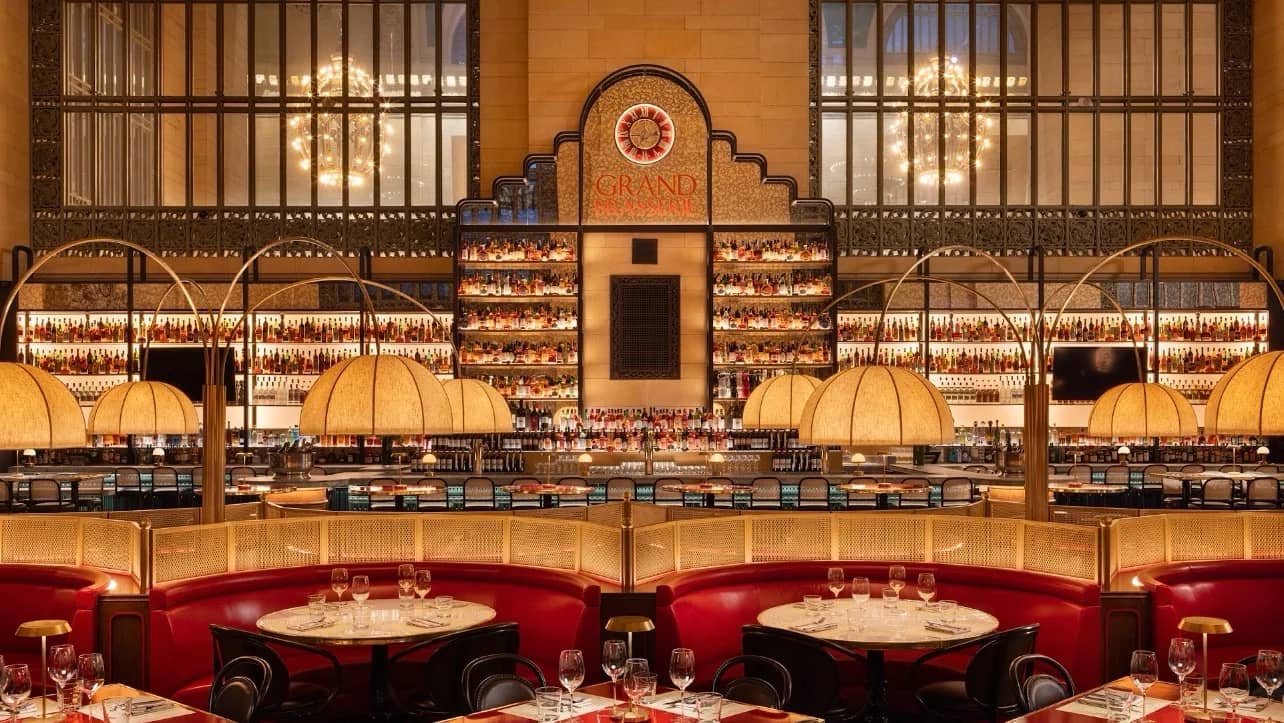 Grand Brasserie lunch       Vanderbilt Hall reserved private Green Room!