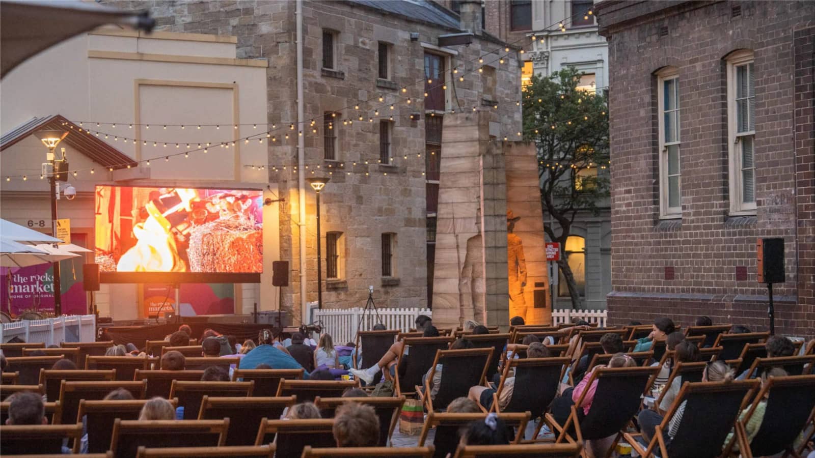 🎤 Live OUTDOOR COMEDY AT THE ROCKS