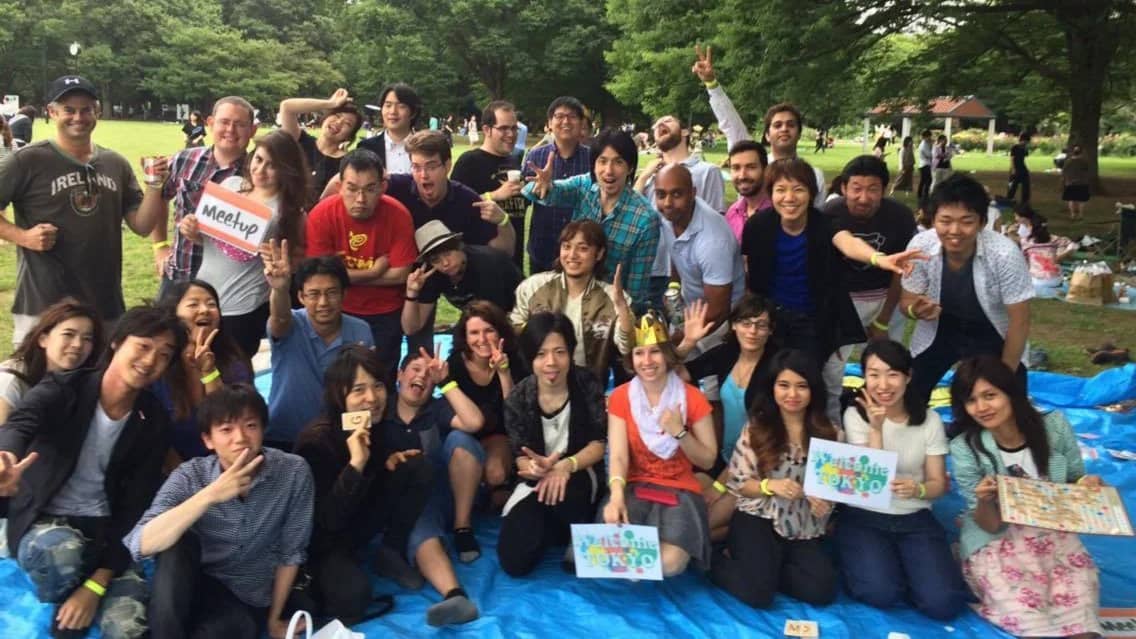 ☘ Afternoon Chill Picnic in Harajuku | Free Snacks & Drinks | ピクニック×国際交流会＠原宿