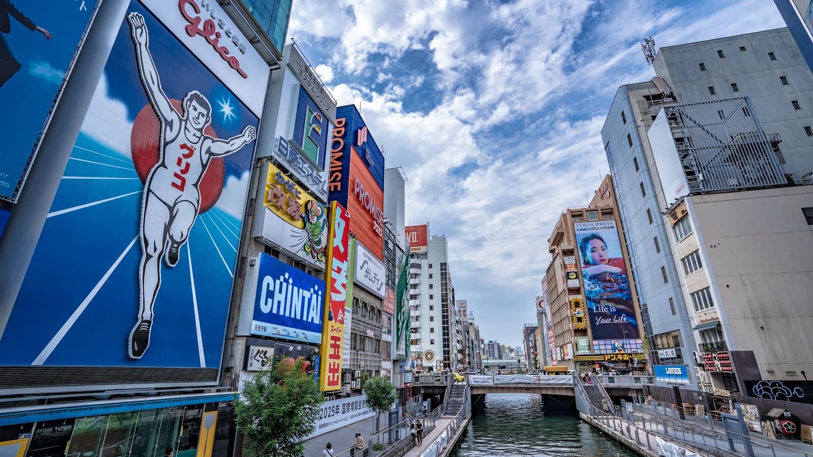 Walk & Talk in Osaka