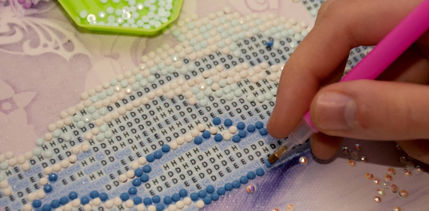 Activity: Teen Lounge with Diamond Art