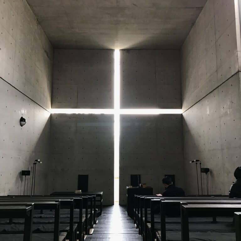 ARQUITETURA SACRA CONTEMPORÂNEA