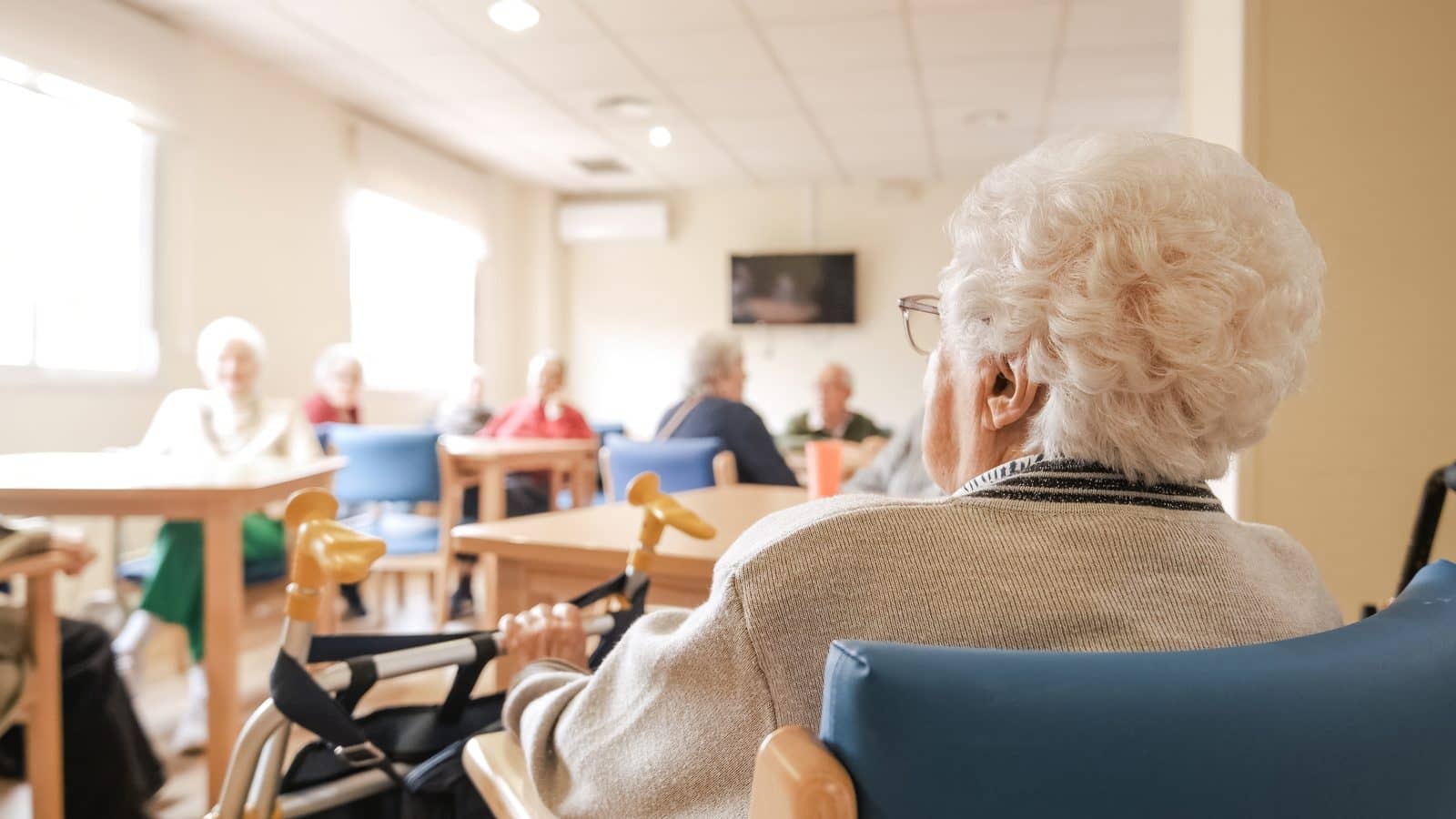 Fra erfaring til fellesskap - kontaktklubb for eldre 60+