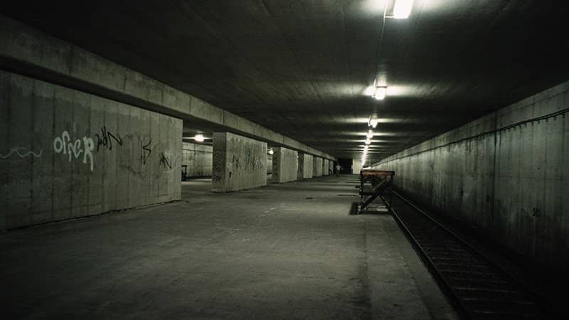 Murder mystery game "Hidden Tracks"