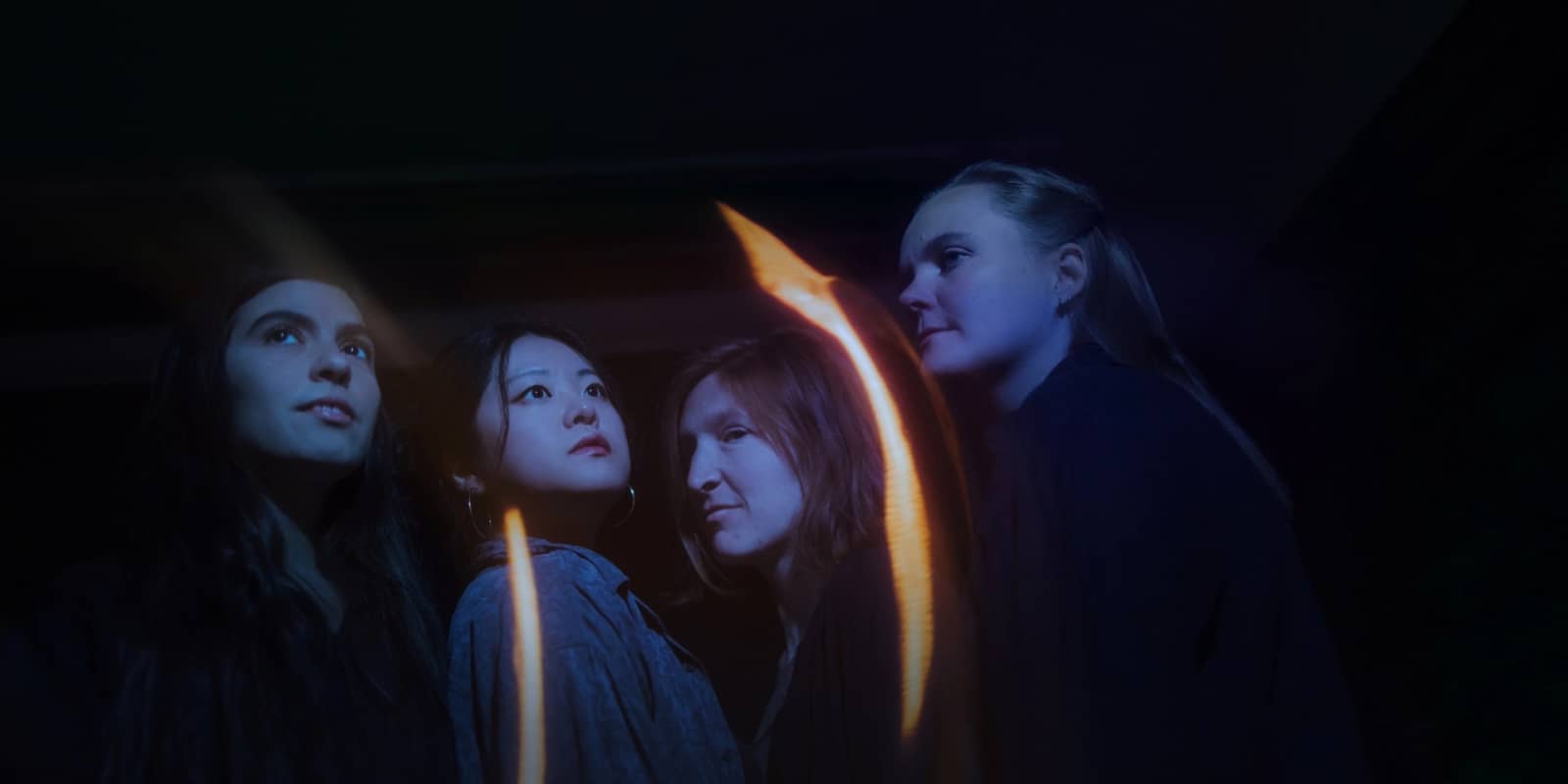 DaughterDaughter ft. Amalie Dahl, Camila Nebbia, Elisabeth Coudoux & Sun-Mi Hong