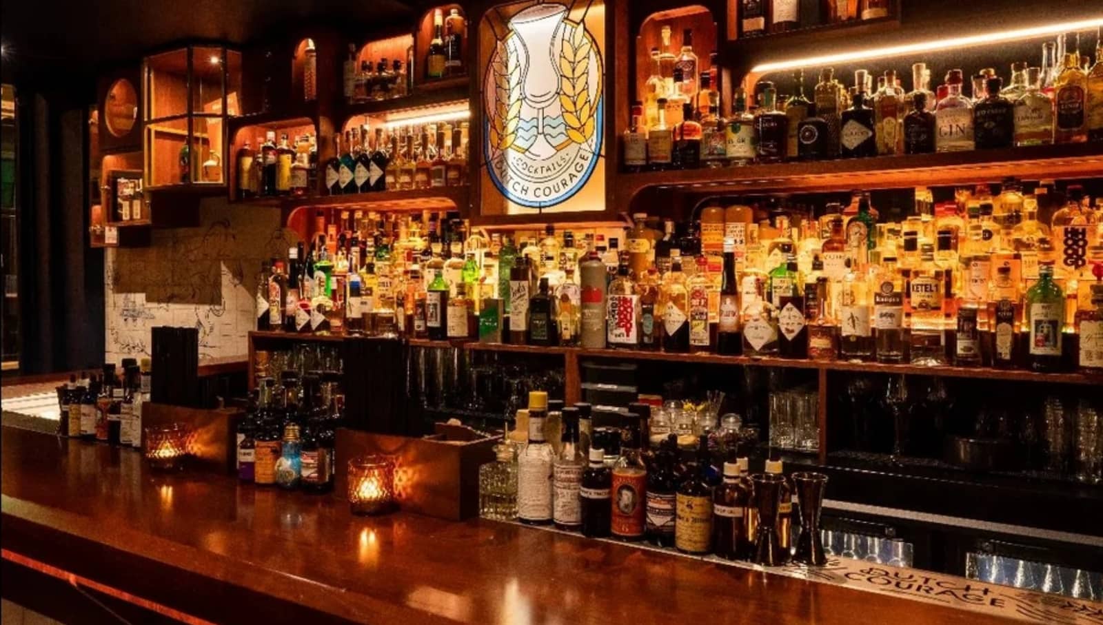 LOVNG ROOM at Dutch Courage with Cherry Sour