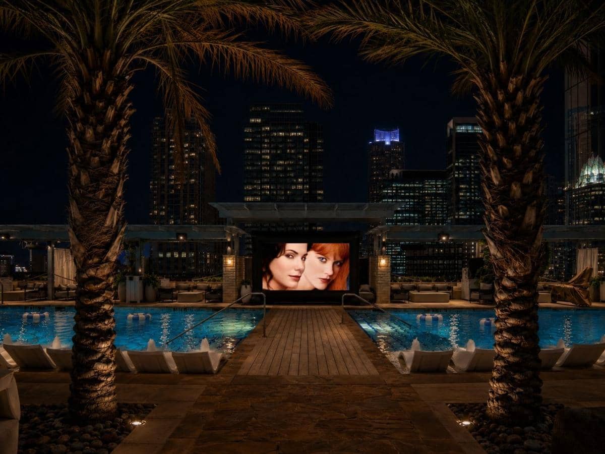 Dive-in Movies: Spooky Edition