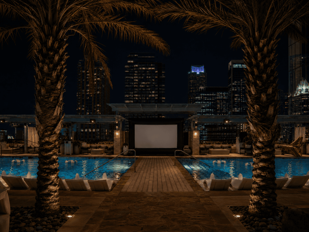 Dive-in Movies