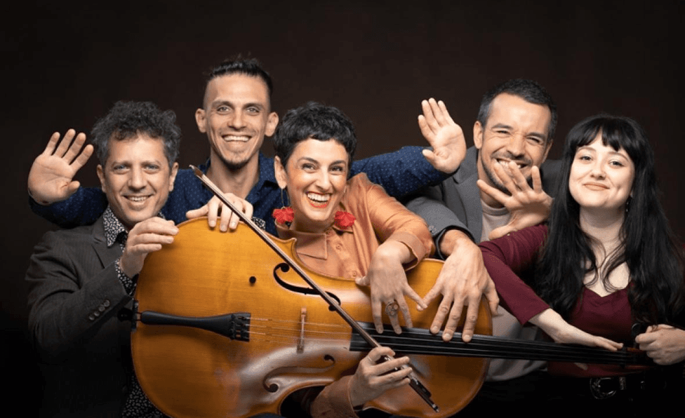 Vuela Chiringa at the Anfiteatro del Parque Centenario