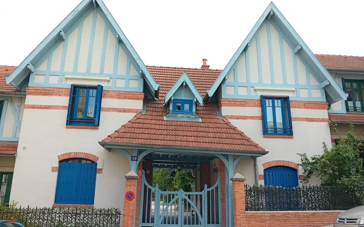 Discovering Parisian Neighborhoods: Maison-Blanche