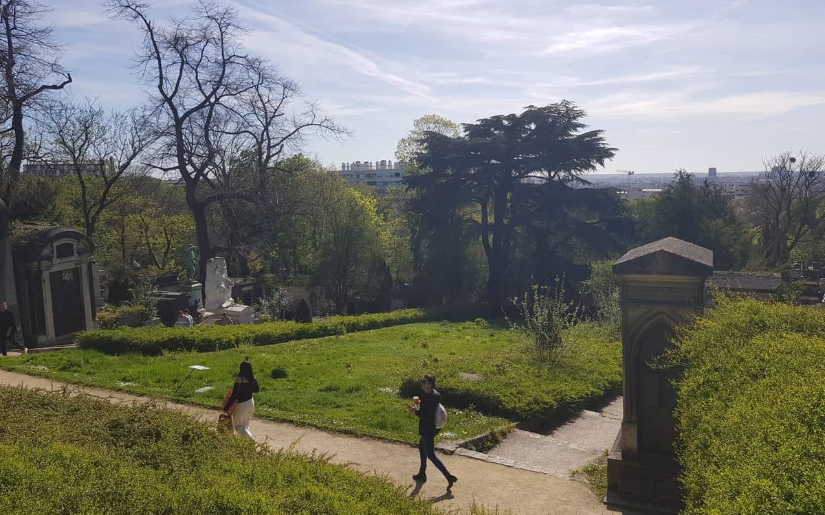 Balade botanique Plantes qui tuent, plantes qui soignent au Père-Lachaise
