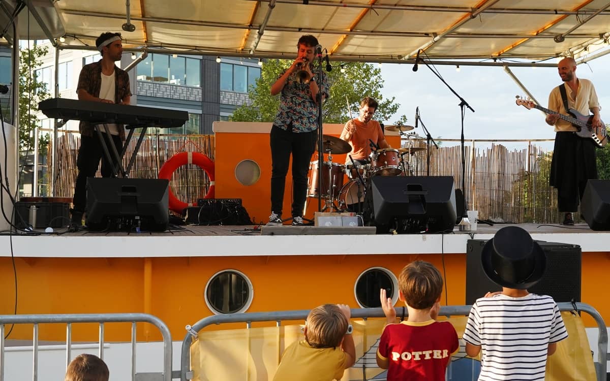 Le Beau Dimanche : Cotonete - Sunday School (Live)