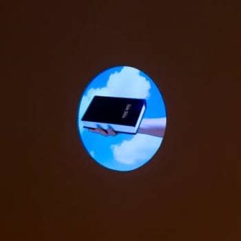 Visita meditativa à exposição Geometria Sensível de Rodrigo Cass