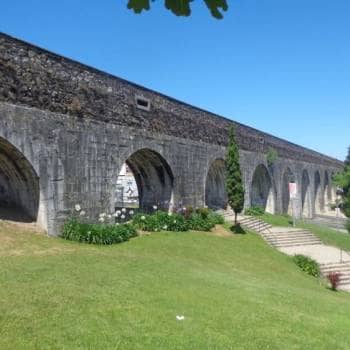 Caminhando na Rota do Aqueduto das Águas Livres
