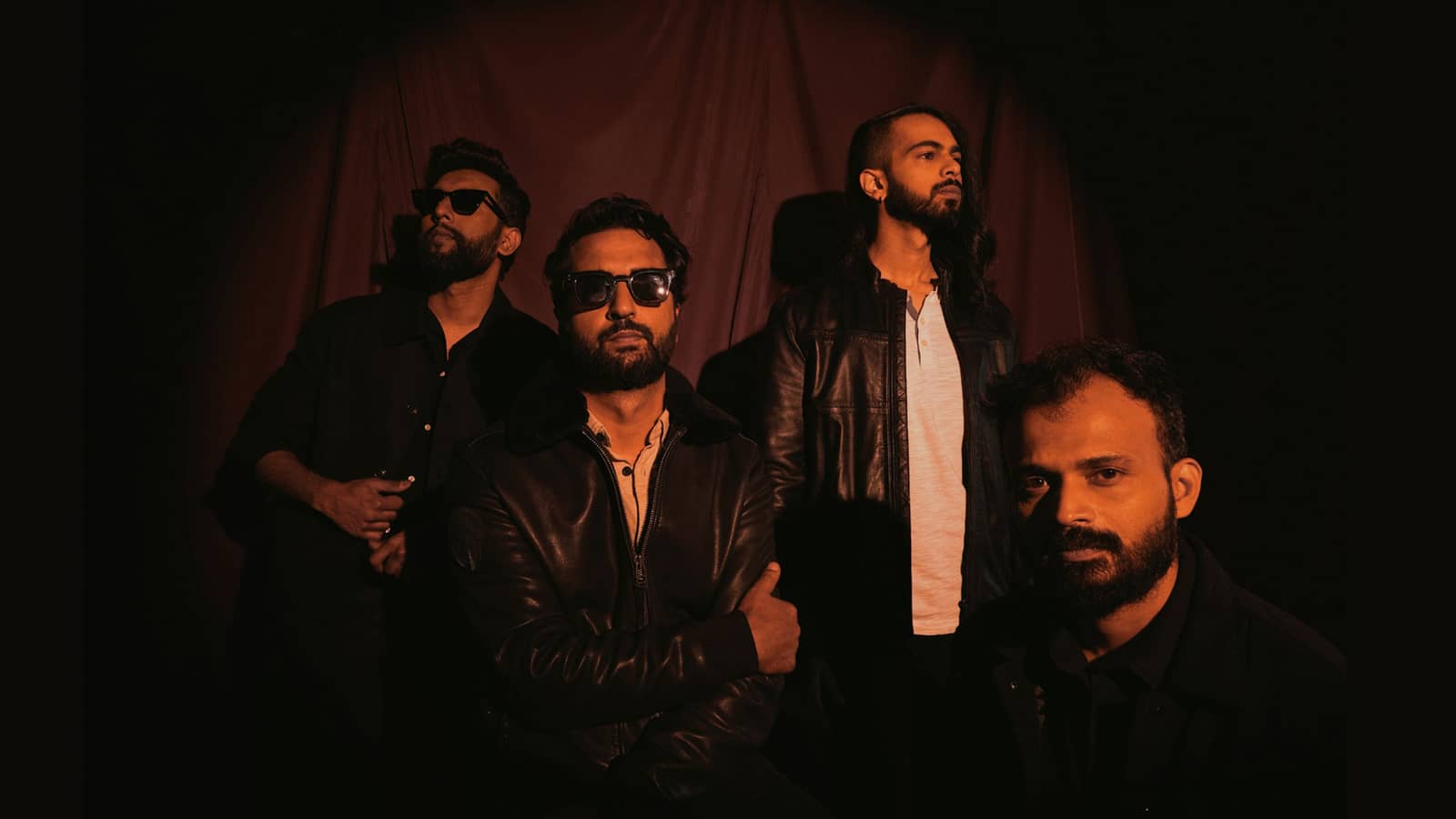 PARVAAZ LIVE