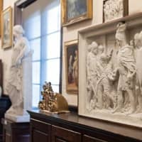 Visita guiada a la Reial Acadèmia de Belles Arts de Sant Jordi, Casa Llotja
