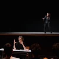 Espectacle "El futuro como trabajo escénico", de Sofía Asencio Aznar