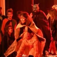 Teatre "Iceberg", de la Cia. Les Heyvan