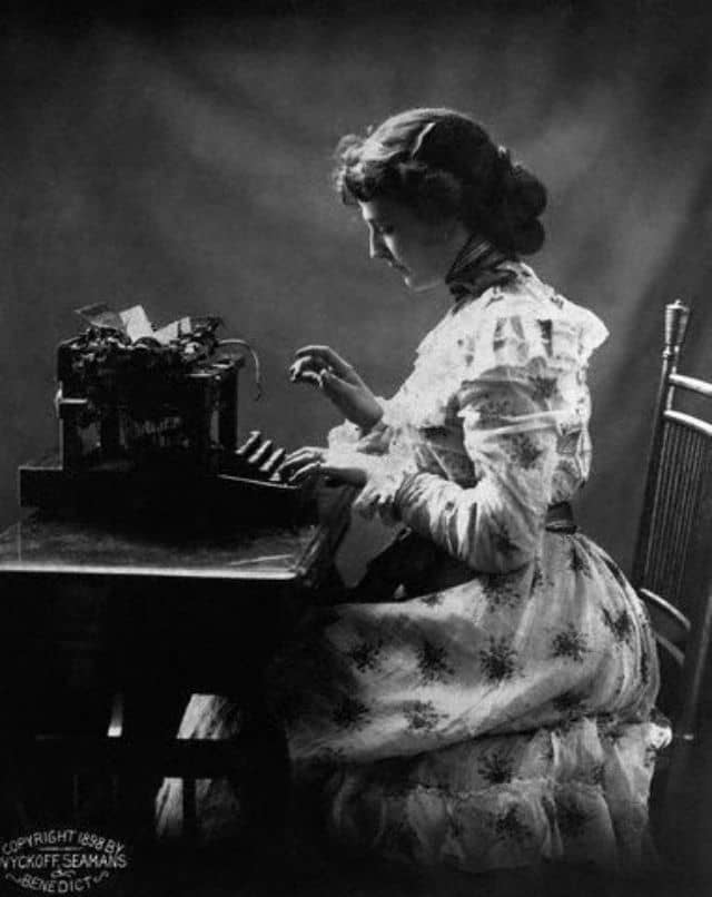 Write Together at the Typewriter Table