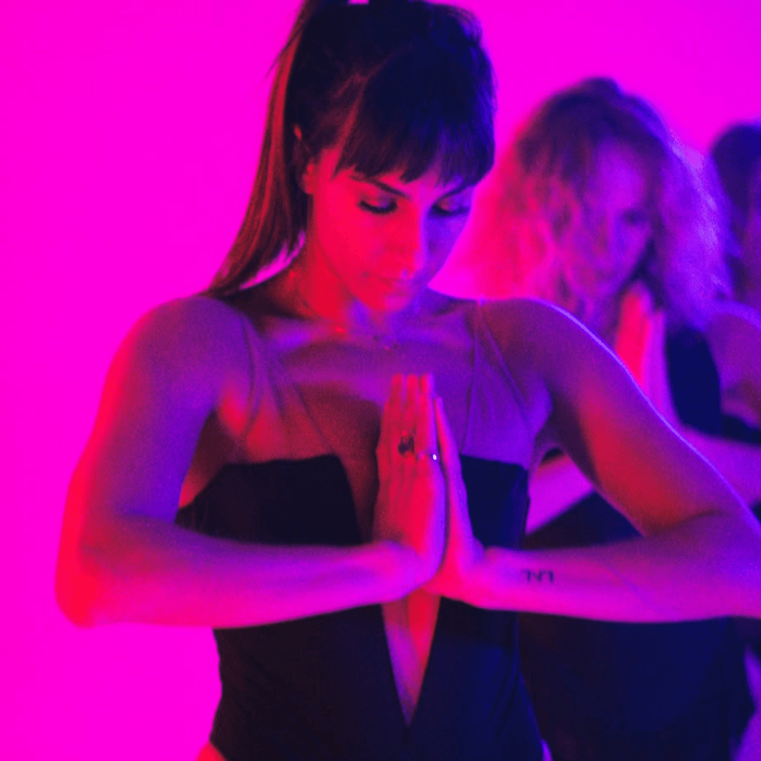 Signature: Somatic Sweat with Samantha Jameson